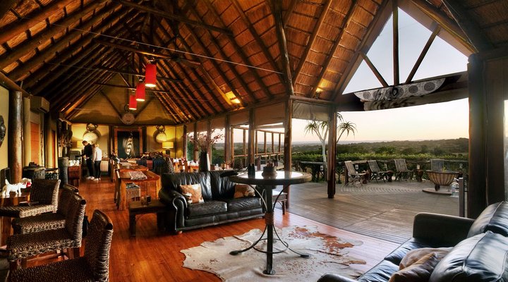 The Bush Lodge - Amakhala Game Reserve
