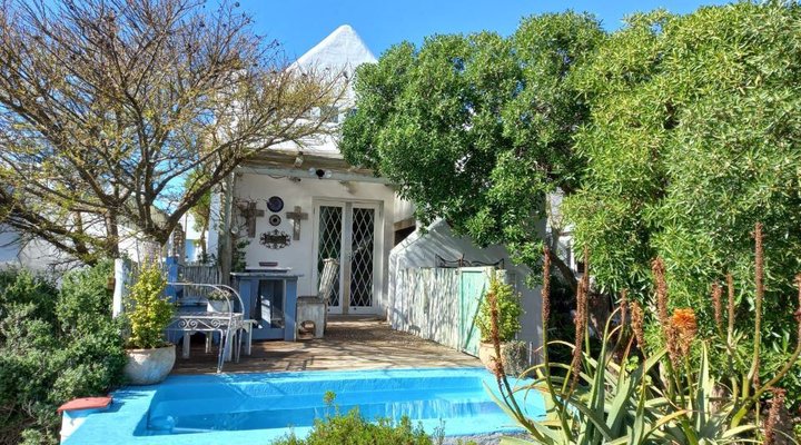 Hocus Pocus Self Catering Cottage at Paternoster