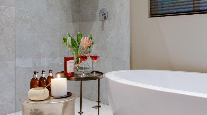 Jordan Luxury Suites
