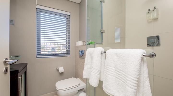 Infinity Apartments - Deluxe Three-Bedroom Suite