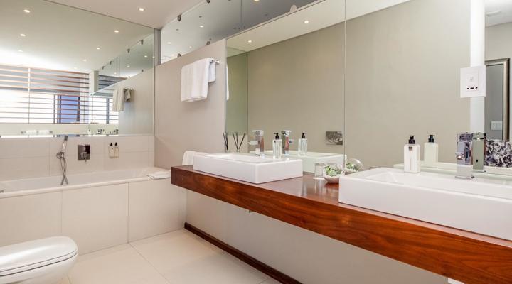 Infinity Apartments - Four Bedroom Penthouse