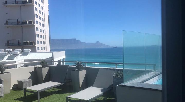 Infinity Apartments - Deluxe Two Bedroom Apartment