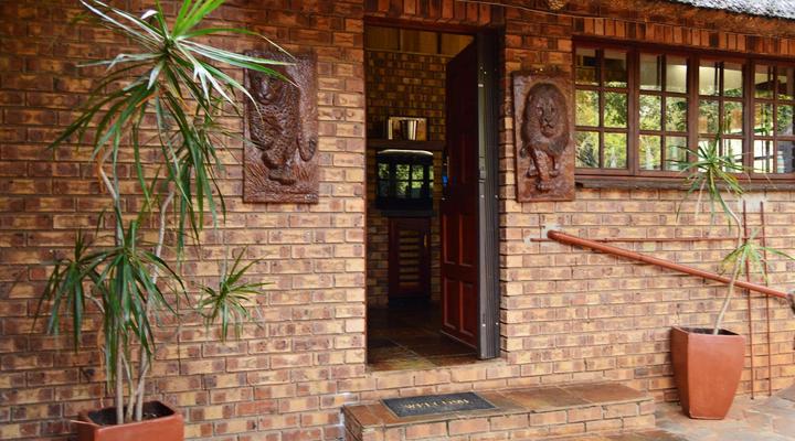 Marloth Park Bona Ngwenya Lodge & Kruger Park Safaris