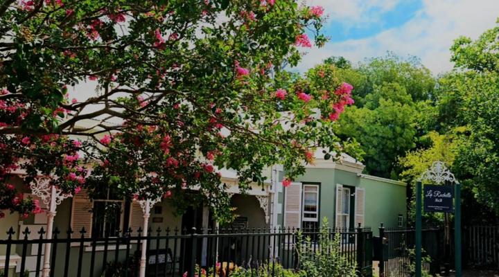 La Rochelle Guesthouse