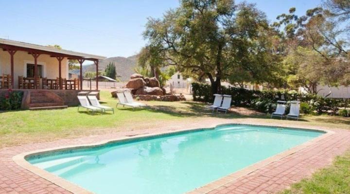 Red Stone Hills Holiday Farm