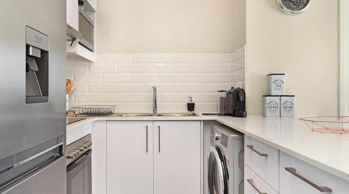 The Paragon 317 by HostAgents