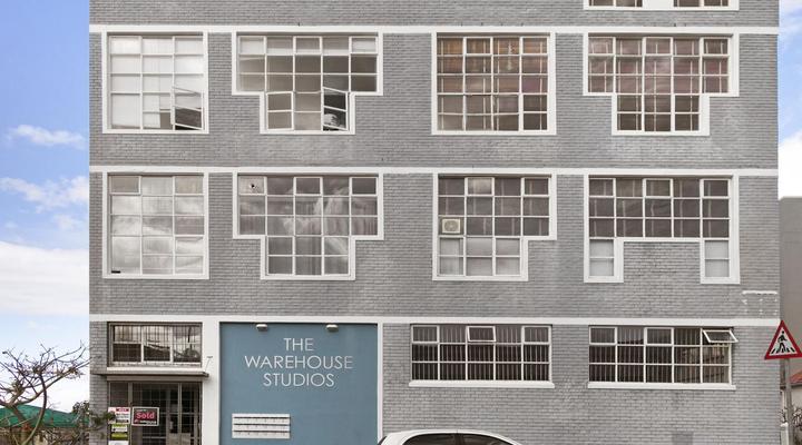 Studio on Hope by HostAgents