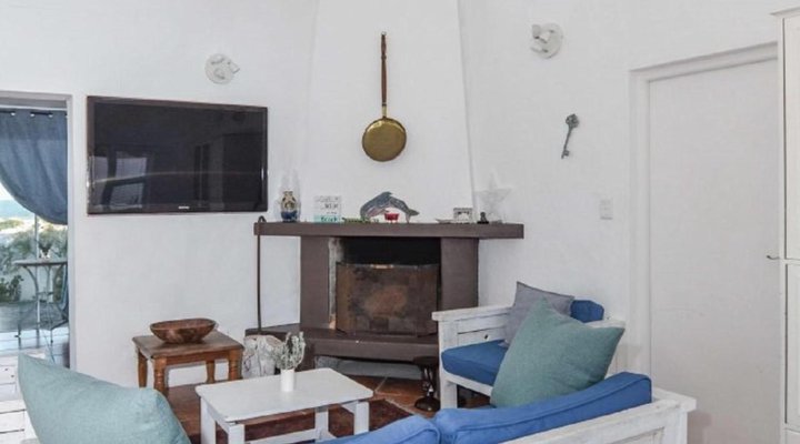 Whale Tale Studio Café