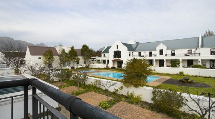 Winelands Golf Lodges 12 by HostAgents