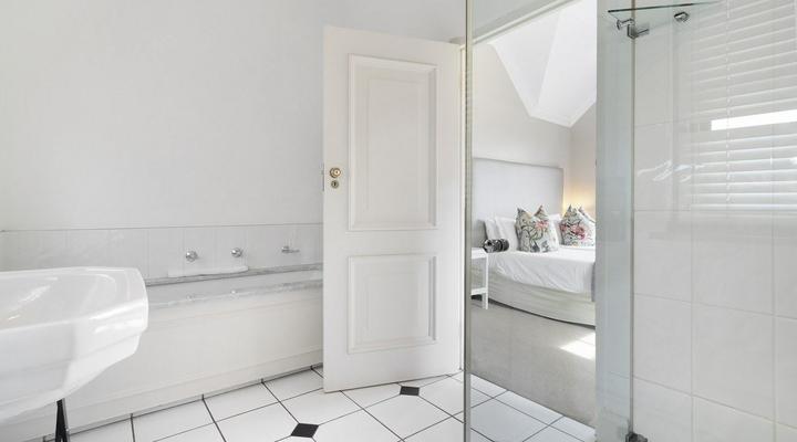 Winelands Golf Lodges 26 by HostAgents