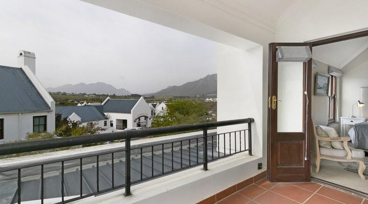Winelands Golf Lodges 26 by HostAgents