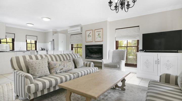 Winelands Golf Lodges 26 by HostAgents