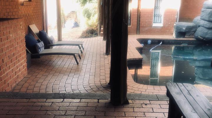 Koi Liv Inn - Bedfordview