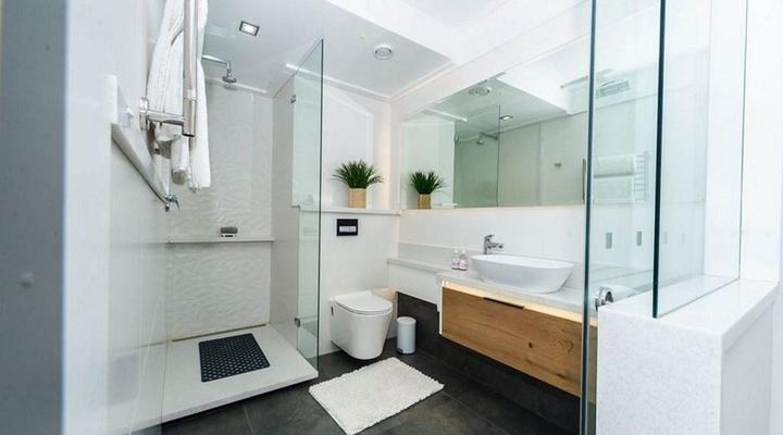 Bayview Apartment 203