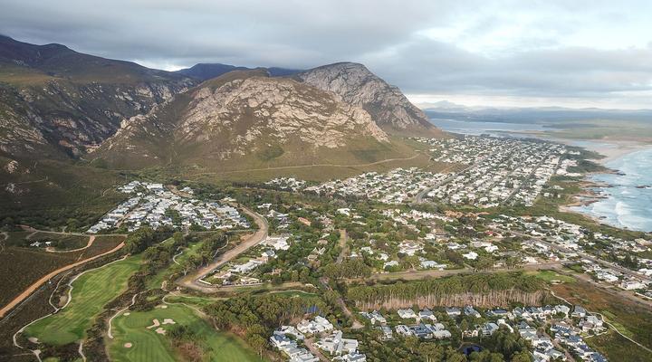 Oak on Main by Top Destinations Rentals