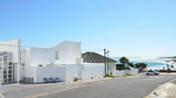 White Waves Beach House