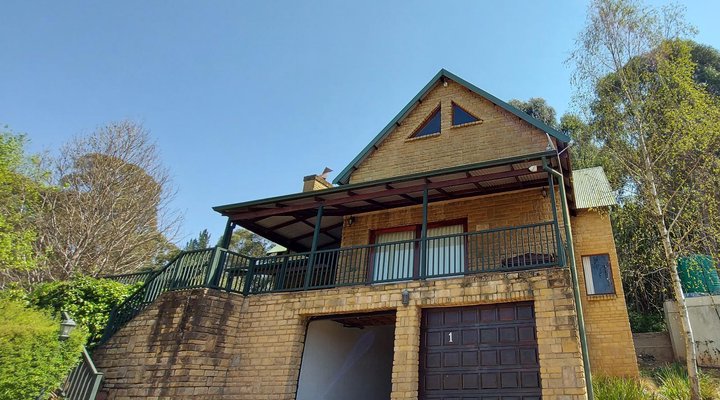 Connemara Close - Director's Unit