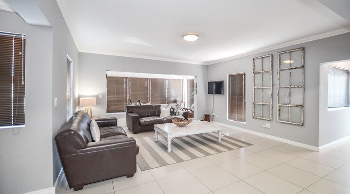 Apartment 6