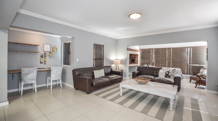 Apartment 6