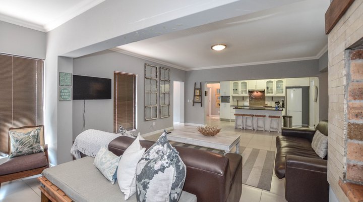 Apartment 6