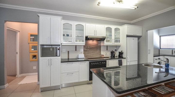 Apartment 6