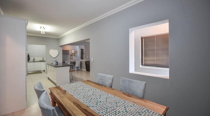 Apartment 6