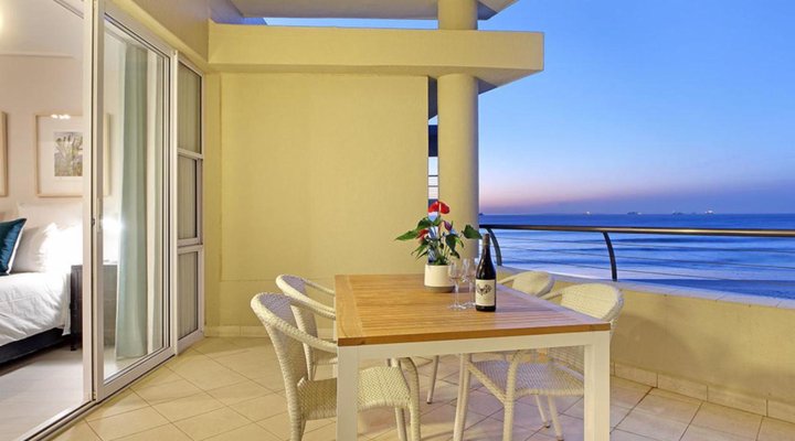 Lagoon Beach 202