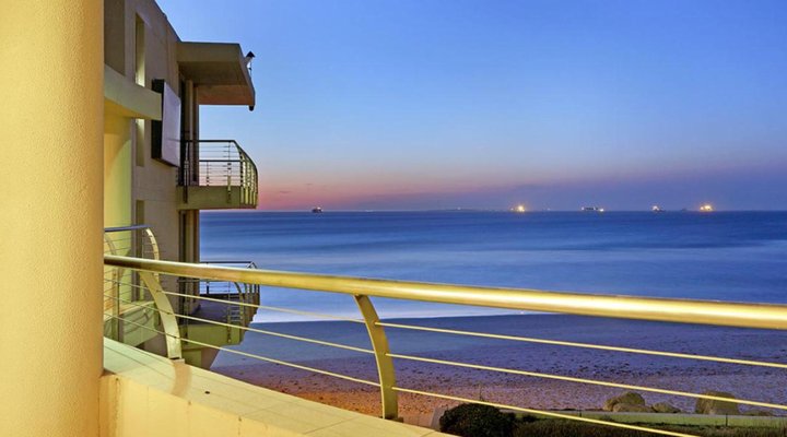 Lagoon Beach 202
