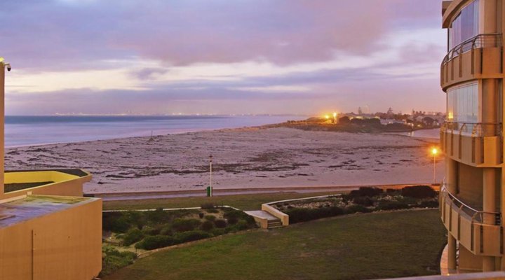 Lagoon Beach 219