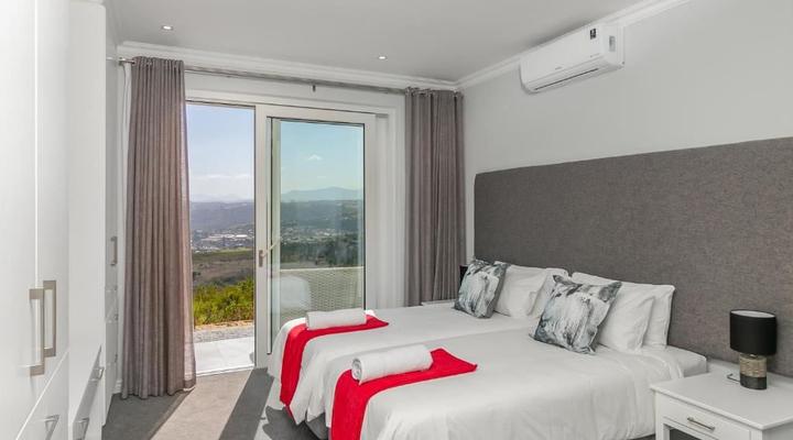 Pezula A Piece of Paradise - AR27