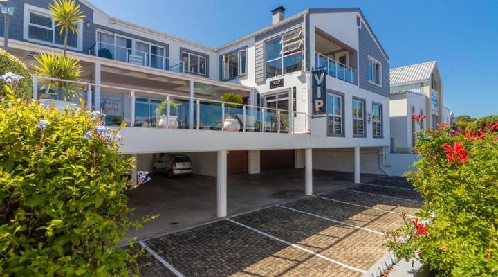 Waterfront Delight - GR1