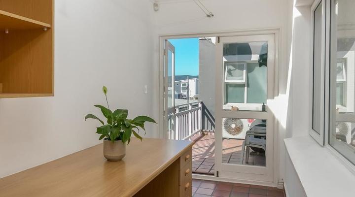 Waterfront Delight - GR1