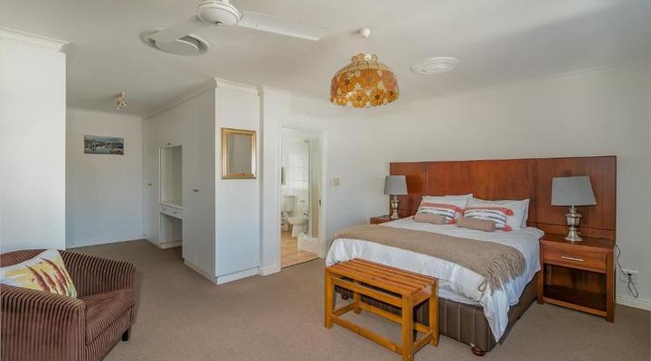 Waterfront Delight - GR1