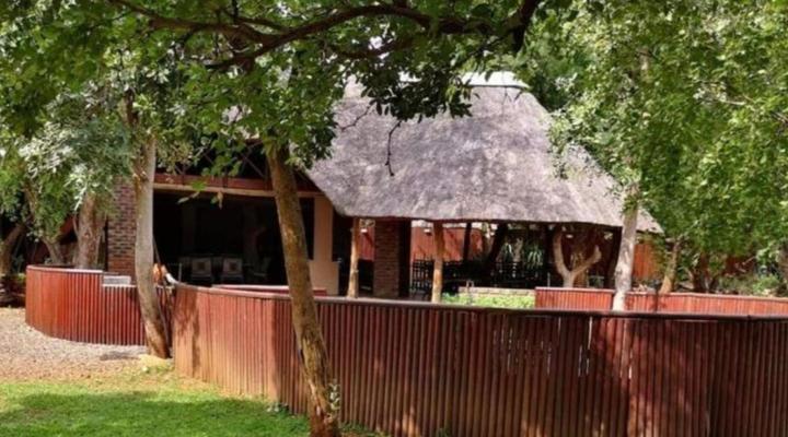 Boulders Safari Lodge