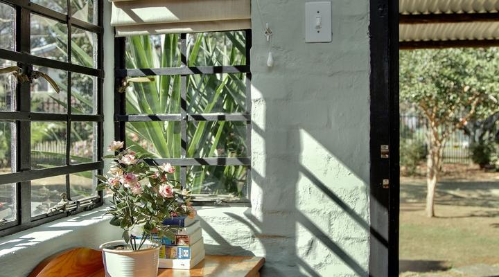 The Green Lantern - Cottage