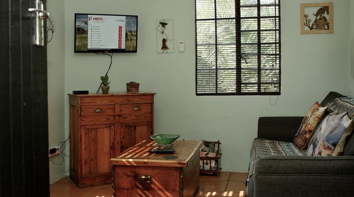 The Green Lantern - House