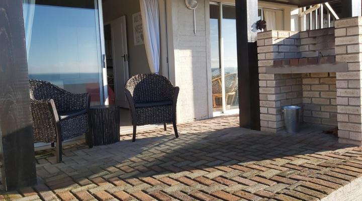 The Sparrow’s Nest Beach Cottage