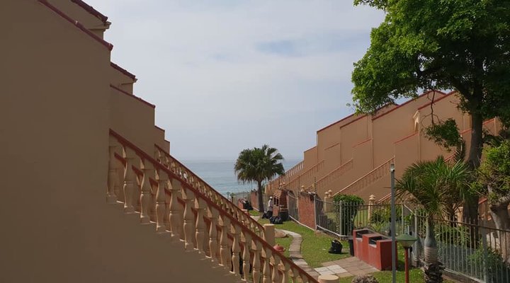 20A Uvongo Cabanas
