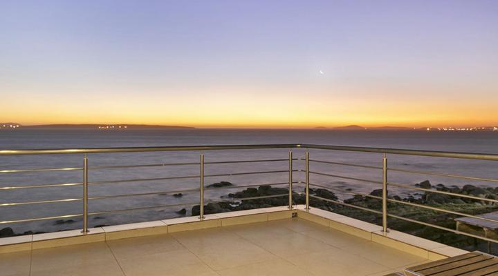 Tenos On Calypso 12 by HostAgents