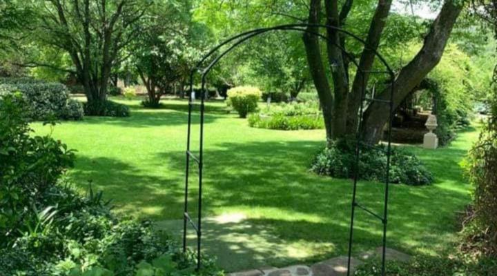 Chartwell Castle and Guest House