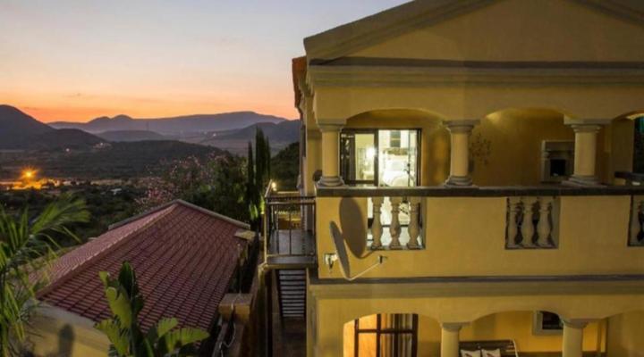 The Royal Palm Bed and Breakfast