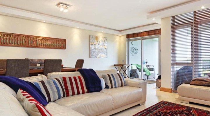 Dolphin Beach E5