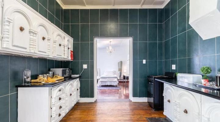 The Parthenon Mansions