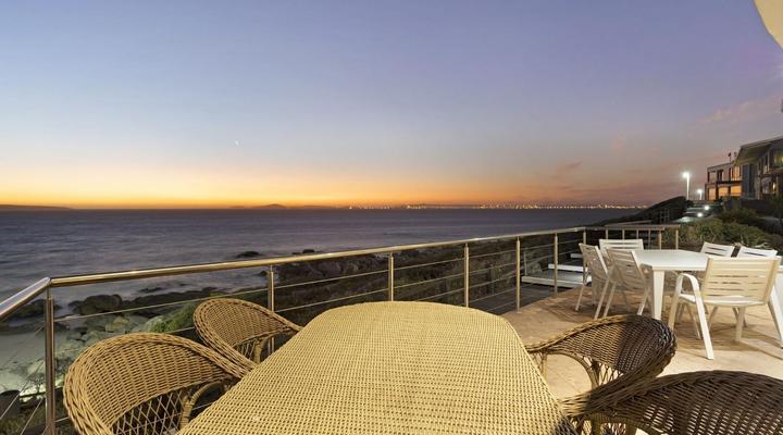 Tenos on Calypso 16 by HostAgents