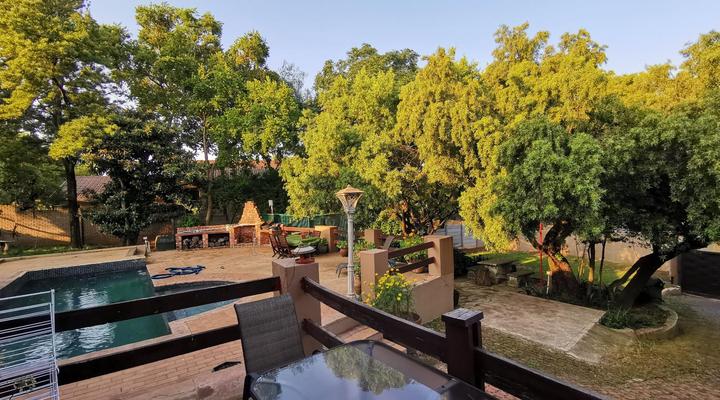 Paulshof Guesthouse - 15 Hluhluwe Road paulshof