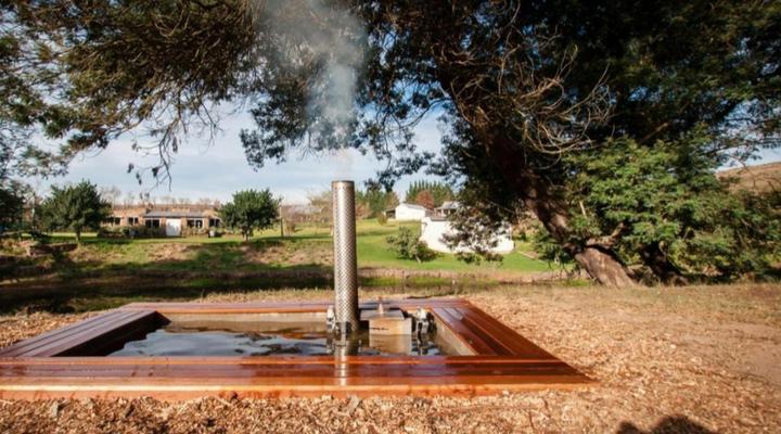 Oewerzicht Tented River Lodge & Farm Cottages