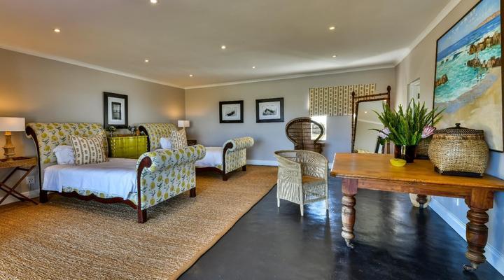 Manhattan Estates - Farm House Estate