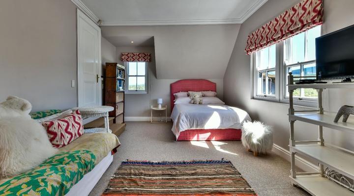 Manhattan Estates - Farm House Estate