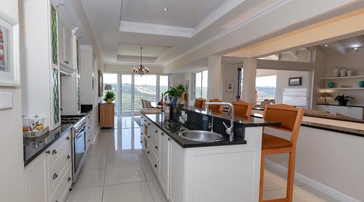 Manhattan Estates - Mountain Estate Villa