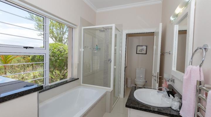 Manhattan Estates - Mountain Estate Villa